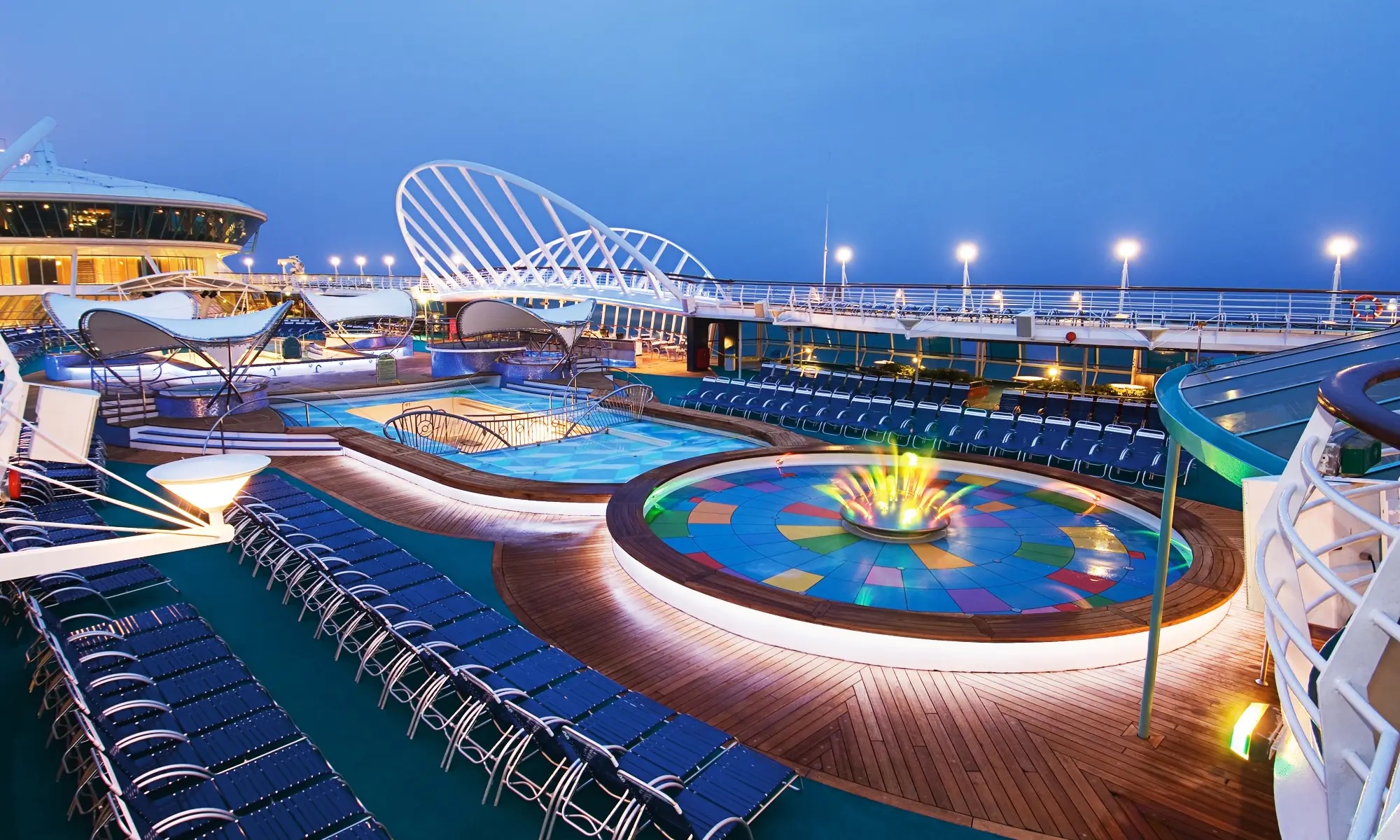 ENCHANTMENT OF THE SEAS CRUCEROS ROYAL CARIBBEAN CRUISES ROYAL CARIBBEAN INTERNATIONAL CREUERS CROCIERE BIDAIAK CRUCEROS CARIBE CARIBBEAN CRUISES CRUCEROS EN BARCO PEQUEÑO SMALL SHIP CRUISES #EnchantmentOfTheSeas #RoyaCaribbean #RCIcruises #Cruises #Cruceros #Creuers #Caribe #CrucerosCaribe #CaribbeanCruises #RoyalCaribbeanInternational #RoyalCaribbeanCruises 